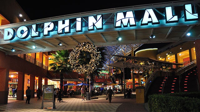 Dolphin Mall - Tiendas del centro comercial y ubicación en Miami